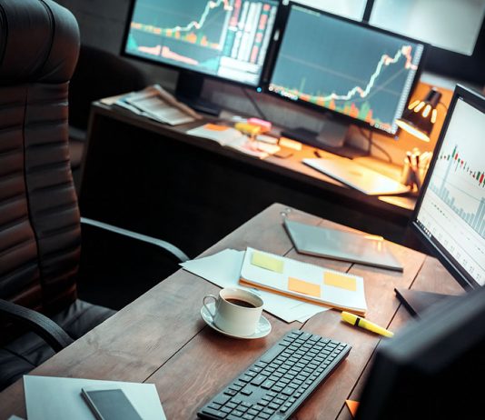 Monero, EOS, Stellar Lumens, Tron, Litecoin Cost Analysis: Altcoins Discovers a Ceiling, Drops 7% in the Last Day