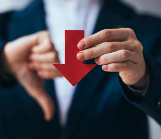 Bitcoin Drops Listed Below $4,000, Techniques 2018 Lows