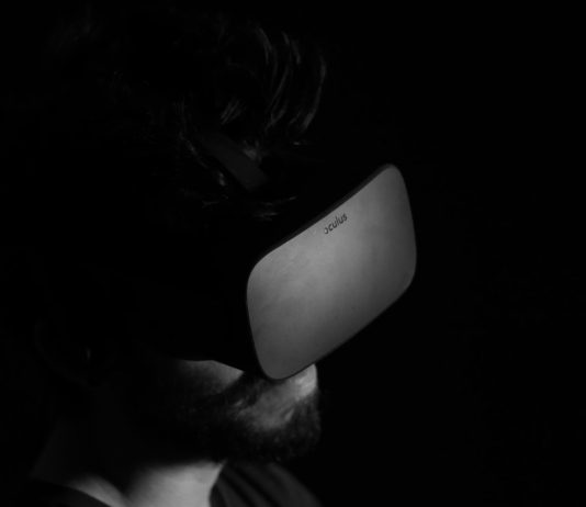 Coinbase CEO: Crypto in VR is the Next Huge Application of Blockchain