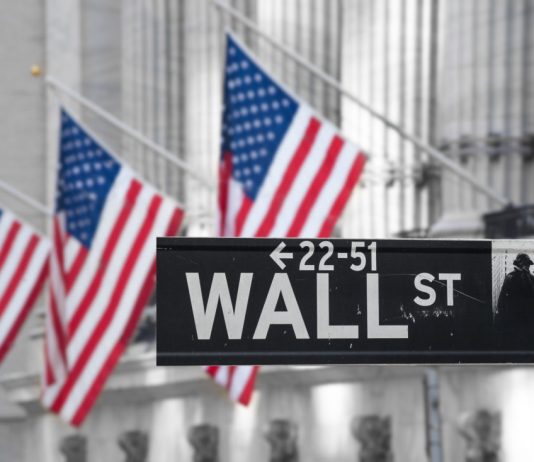 2018 Was a Rough Year for Both Crypto and Equities Markets