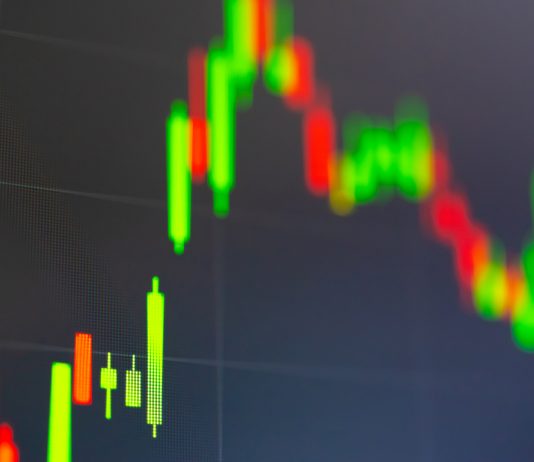Popular Expert: Bitcoin Will Bottom In Between $1,800 and $2,400