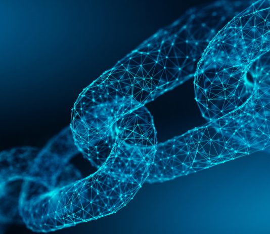 Information Recommends That the United States and China are Caught in a Blockchain Arms Race