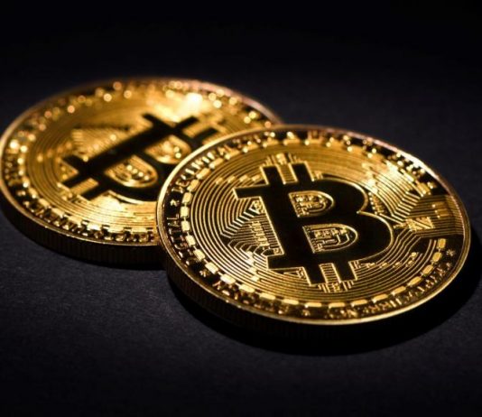 Bitcoin passes 400 m turning point as cryptocurrency cost continues to increase