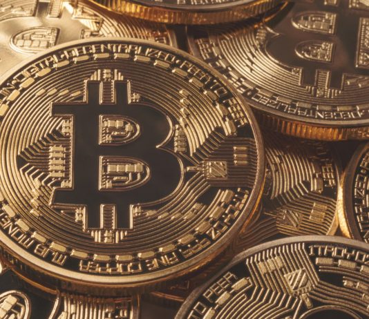 Bitcoin Statistics Fall as BTC Drops Under $10,000: Is a Drop Lower Coming?