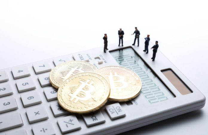 Bitcoin Pullback Might Deepen, However Weakening Global Economy Might Reinforce BTC