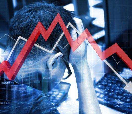 Crypto Investors Believe There’s More Discomfort Ahead For the Altcoin Market