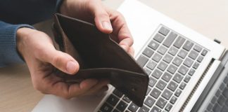 Fraudsters Move Numerous Bitcoin to Exchanges; Is a Dump Inbound?