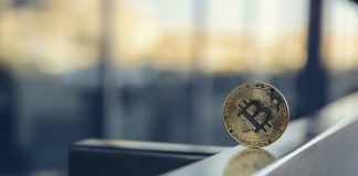 Bitcoin Caught in Wide Long-Established Trading Variety; Aspects & & Patterns