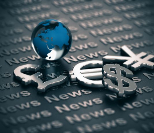 Bitcoin Rate Shown Together With Dollar and Euro in Square: Gone Mainstream