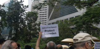 Bitcoin Evangelist Calls to Boycott Edward Snowden’s Book