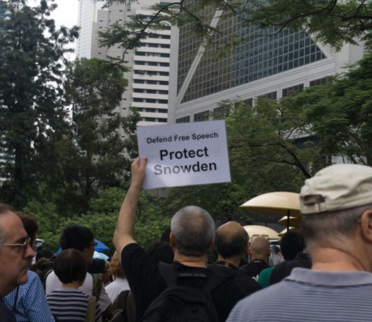 Bitcoin Evangelist Calls to Boycott Edward Snowden’s Book Bitcoin Evangelist Calls to Boycott Edward Snowden’s Book