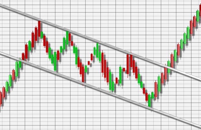 Bitcoin Regular Monthly Close Keeps Bull Flag Development Intact, Target Over $14,000