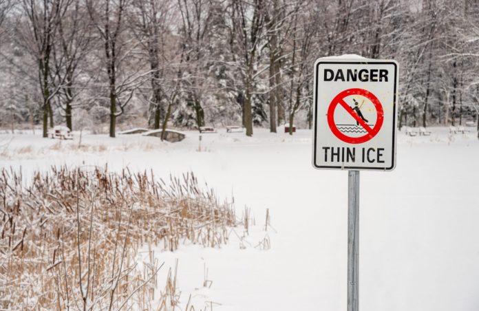 Expert: Bitcoin Rate Likely to Fall to Low-$ 8,000 s as Chart Stays Weak