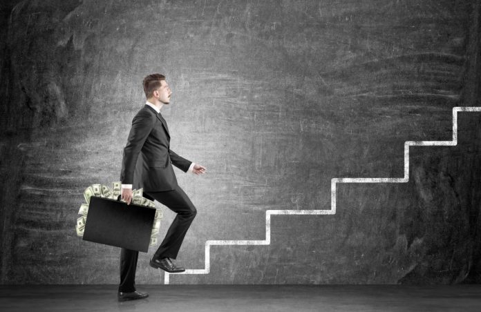 Here’s Why Bitcoin Might Rise to $8,400 In Spite Of Perceivable Weak Point