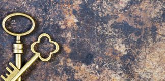 Bitcoin Trading Near Make-or-Break Levels, 100 SMA Holds Secret