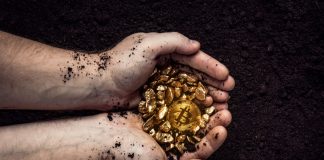 Gold Connection With Bitcoin is at 4 Year High, And It’s a High Bullish Indication