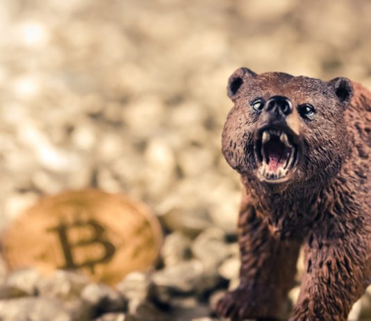 Bitcoin Threats Drop to $8.7 K as Accurate Fractal Flashes Sell-off Belief