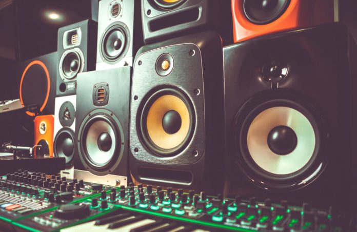 Bitcoin Regular Monthly Volume Signals Combination Not Bullish Turnaround, Data Reveals