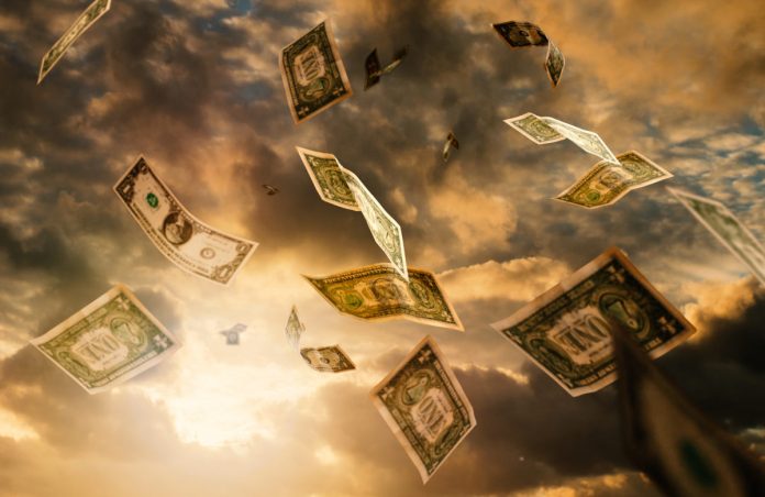 Leading Expert Thinks Ripple’s XRP Will Retest $0.12 Lows: Here’s Why