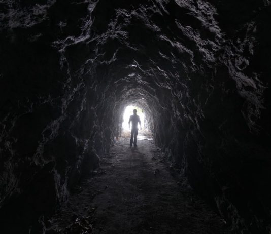 The Bitcoin Rate Simply Plunged Under $6,400 After Days of Stagnancy