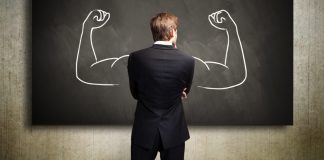 Bitcoin Supremacy: 2-Year Uptrend Breaking Might Trigger Altcoin Boom