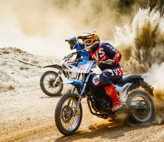 Bitcoin Roars Previous $9,000 as Frenzied FOMO on Binance & & Coinbase Continues