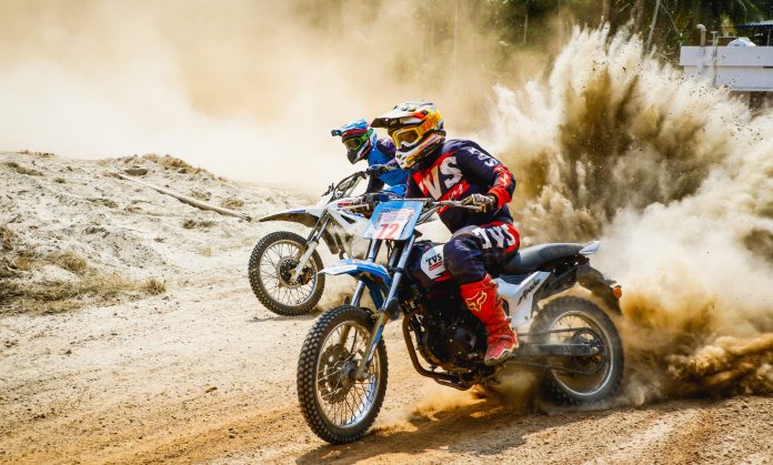Bitcoin Roars Previous $9,000 as Frenzied FOMO on Binance & & Coinbase Continues