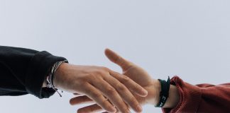 Tezos and Chainlink Collaborate; Which Crypto Will Advantage one of the most? Tezos and Chainlink Collaborate; Which Crypto Will Advantage one of the most?