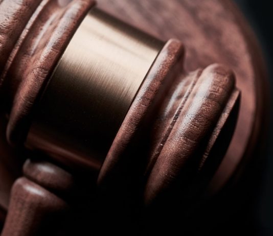 XRP Threats Plunge as New Suit, Huge Sell-off Hurt Market Belief