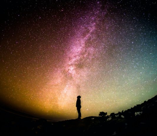 Leading Crypto Chainlink to Enter Into Cost “Orbit” Ought To $4 Cost Area Hold