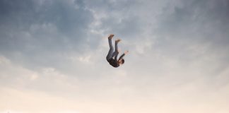 Bitcoin in Most Significant Weekly Decrease Because March as Cost Falls by $700