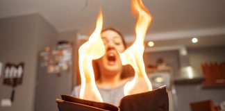 Holding Ripple’s XRP is “Not a Reliable Technique,” Argues Top Expert