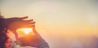 Expert Claims It’s Clear Skies for Bitcoin Above This Secret Level; Aspects to Think About