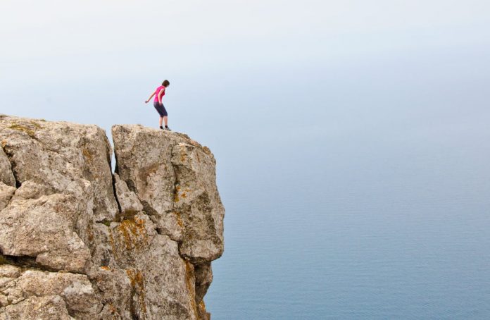 Technicals Anticipate a Correction Ahead of Aave (LEND) After 1,500% Rally