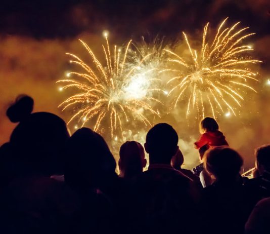 Maker (MKR) Network Activity Explodes While Costs Face Stiff Resistance Ahead