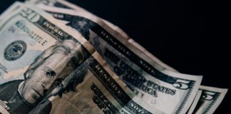 The Dollar Is Poised to Gain Steam– which’s Bad for Bitcoin