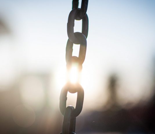 Chainlink Might Quickly Press Towards $1200 if Bulls Break One Secret Level