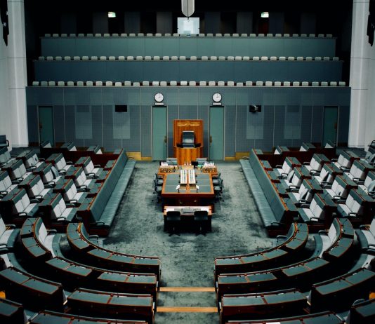 Bitcoin Slips $400 as CFTC Charges BitMEX Over Derivatives Violations Bitcoin Slips $400 as CFTC Charges BitMEX Over Derivatives Violations