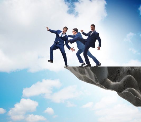 Require YFI Crash Grows as It Verifies Typically Bearish Setup Require YFI Crash Grows as It Verifies Typically Bearish Setup