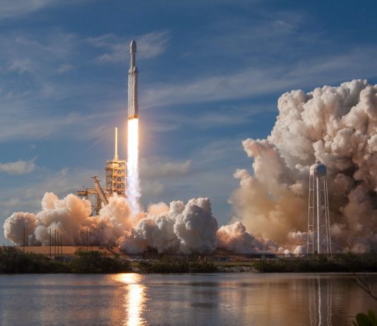 Bitcoin at “Last Line of Defense” Prior To ATH as it Strikes $19,300: Experts Bitcoin at “Last Line of Defense” Prior To ATH as it Strikes $19,300: Experts