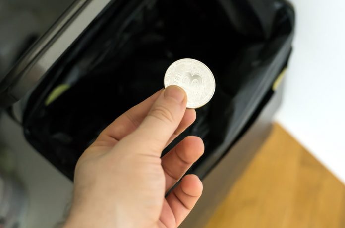 Bitcoin Veterans Dump Long-Term Holdings as Rate Nears $20 K