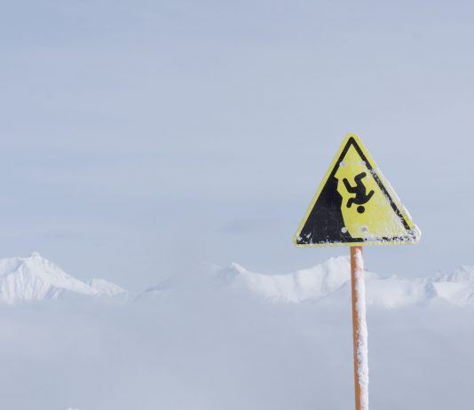 Profession Trader Subtly Hints Of Bitcoin Parabola Breakdown With Fractal Diagram