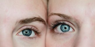 REMEMBRANCE: Bitcoin Setup Near $60 K Looks Comparable to $20 K-Breakout Hold-up