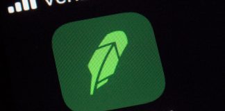 Robinhood down: App states it is having ‘problems with crypto trading’ amidst digital currency market craze