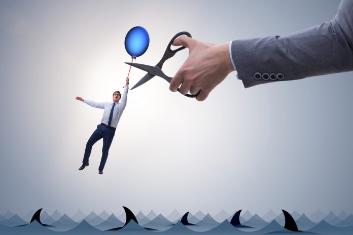 TA: Bitcoin Nosedives $10 K, Here’s Why Healing Might Face Obstacles