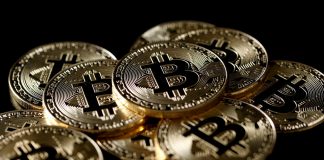 White Home examines ‘spaces’ in cryptocurrency guidelines as bitcoin swings extremely