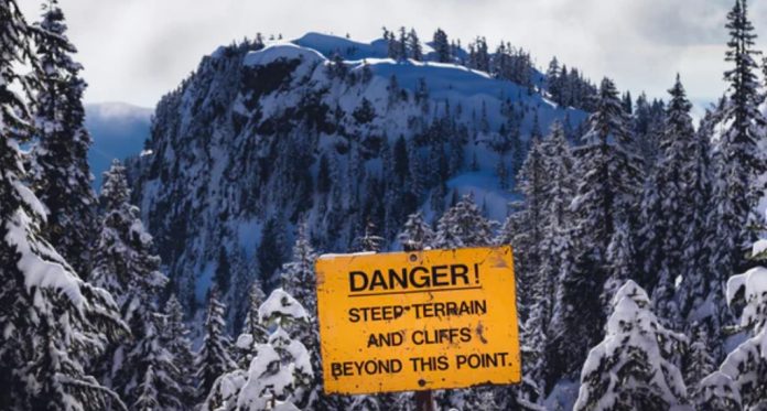 Crypto Expert: Bitcoin Is On The Cusp Of A Possible Death Cross