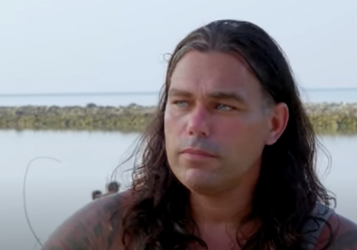 Bitcoin evangelist shops cryptocurrency on 4 continents while taking a trip world with digital wanderer household