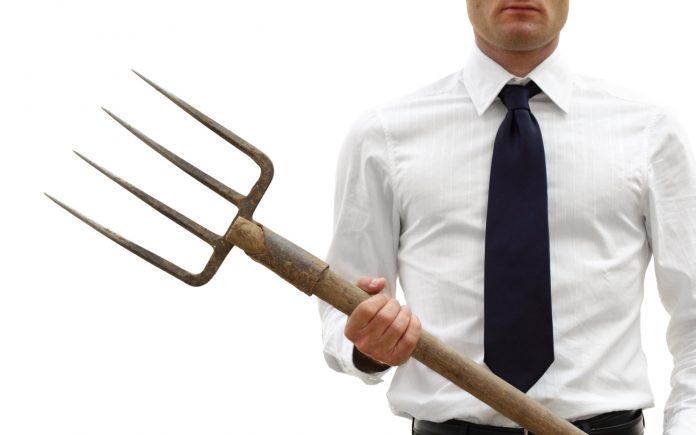 Bitcoin Rate “Pitchfork Channel” Might Pin-Point The Last Dip Ever