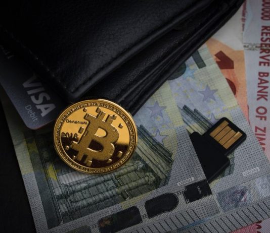 On-Chain Data Reveals Rise In Stablecoins Supply Pouring Into Bitcoin